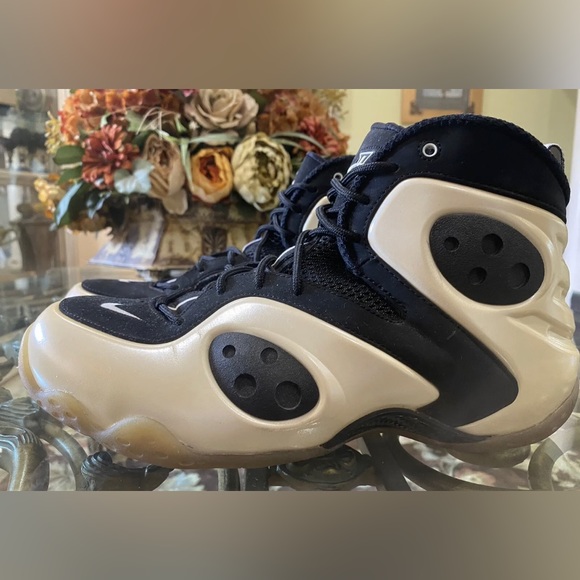 Size 11.5 - Nike Zoom Rookie 2011 - 472688-100 - Picture 7 of 9